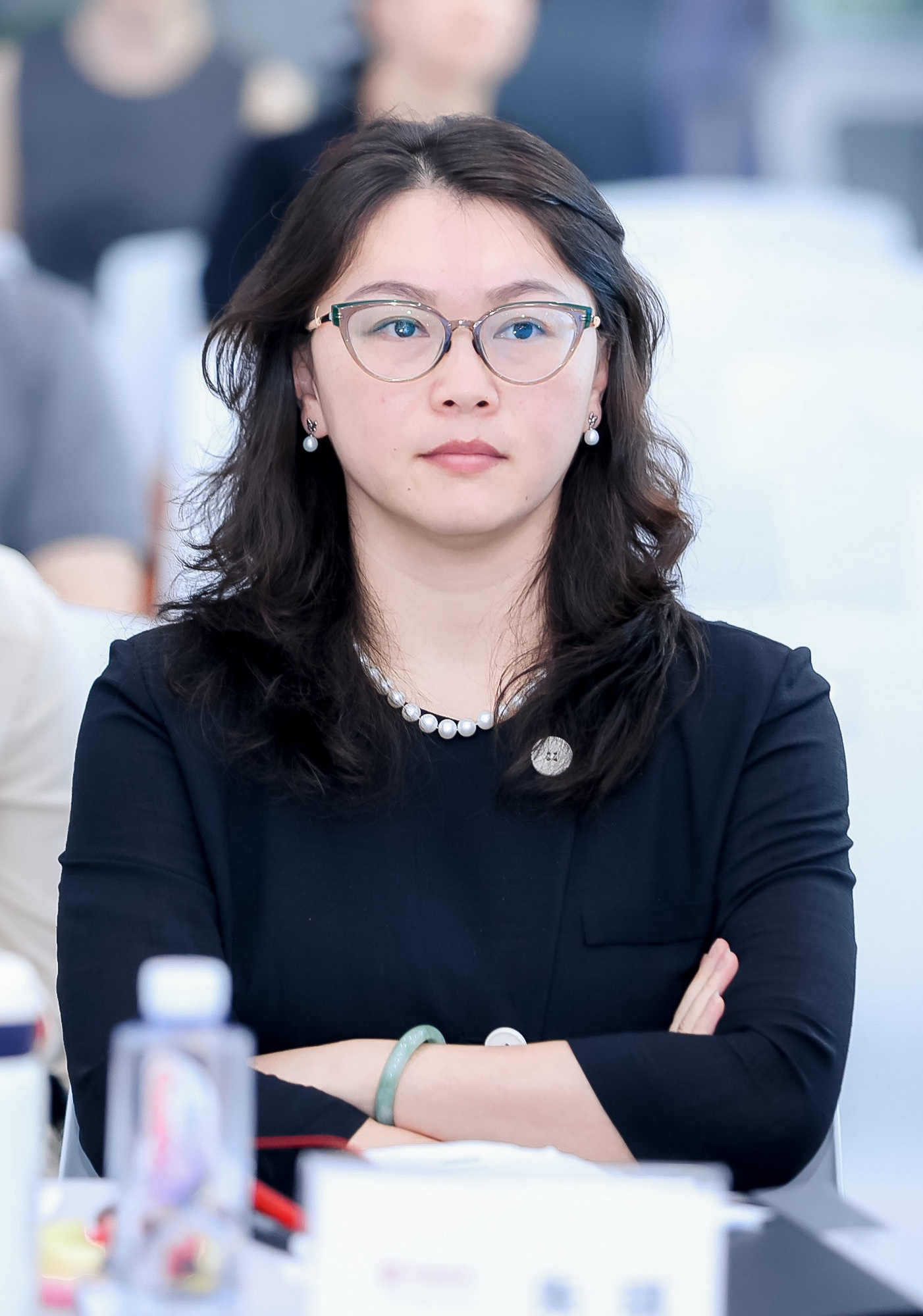 清研CEO朱琪接受多家主流媒體采訪，解讀世界銀行企業調查報告